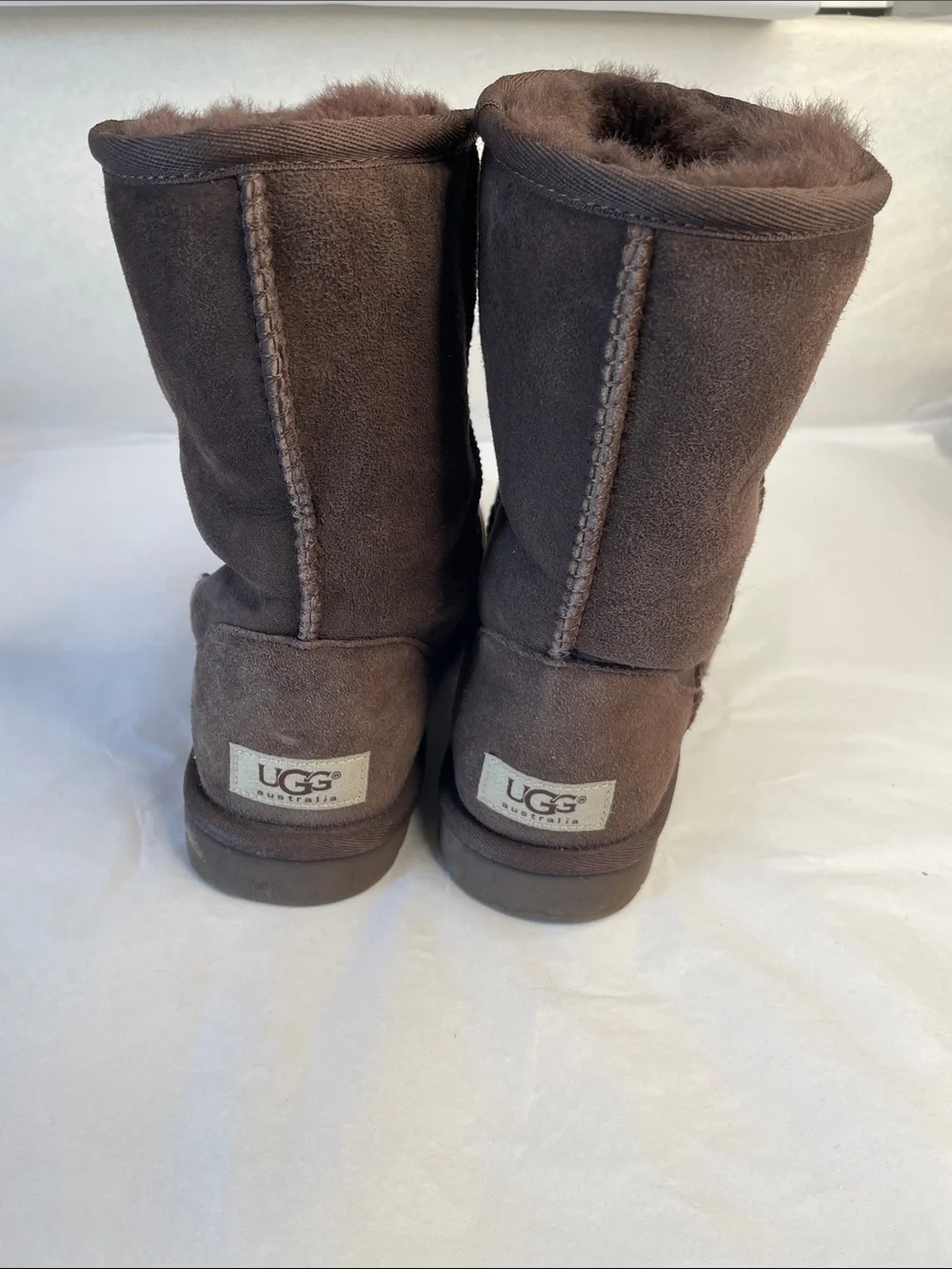 UGG‎ Classic Short Brown Suede Shearling Boots